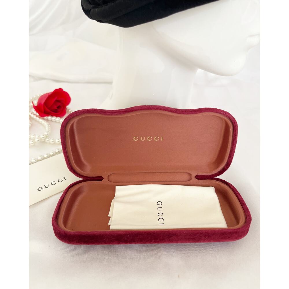 GUCCI Burgundy Red Gucci Case Hard Shell Sunglasses & Eyeglasses Velvet Case - Picture 6 of 10